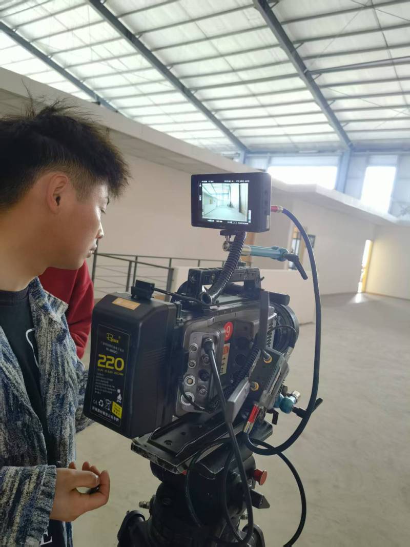 创新驱动，智领未来——潜山县TVC与广告片拍摄制作的创新实践